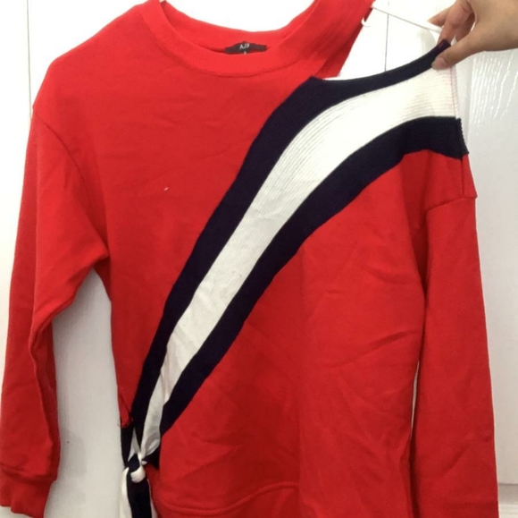 Sweater - Picture 2 of 2